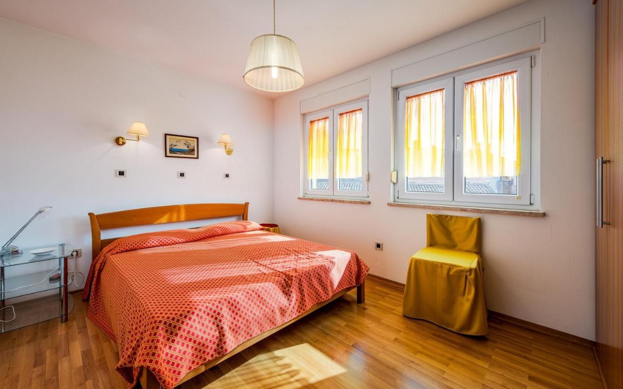 Valessia House With Apartment Umag Exterior photo